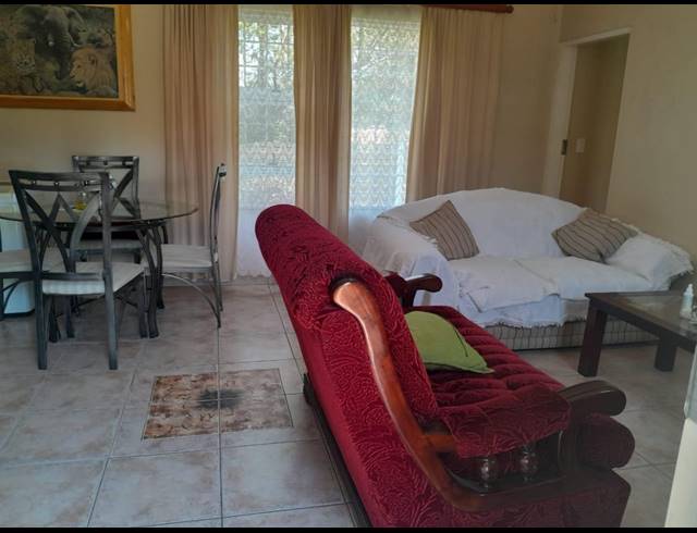 5 BEDROOM HOUSE FOR SALE IN MONDEOR